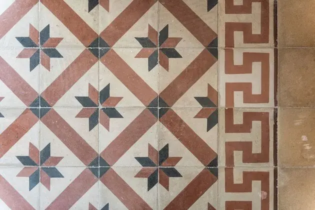 Junior Tek Büyük veya İki Ayrı Yataklı Oda