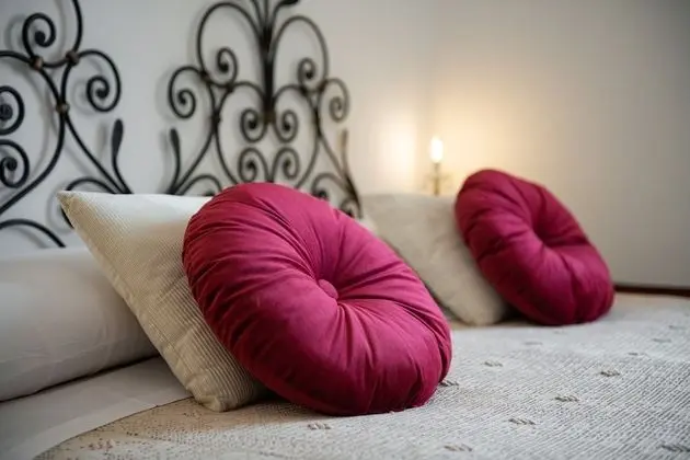 Junior Tek Büyük veya İki Ayrı Yataklı Oda