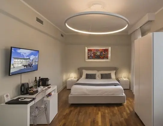 Tek Büyük Yataklı Oda, Balkon