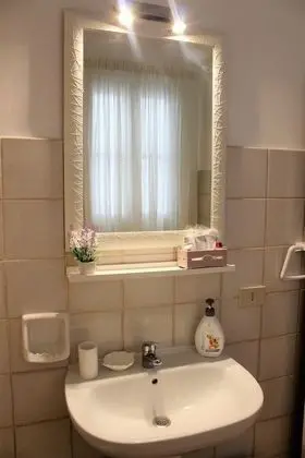 Traditional Sıra Ev, Banyolu/Duşlu
