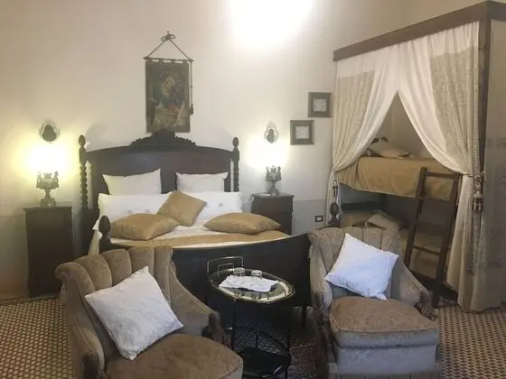 Dört Kişilik Oda