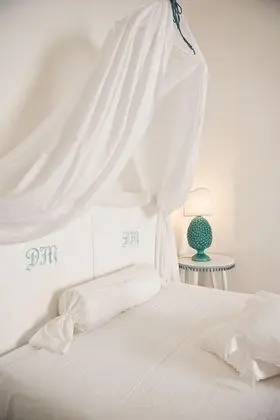 Classic Tek Büyük Yataklı Oda