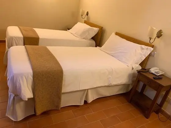 Tek Büyük veya İki Ayrı Yataklı Oda