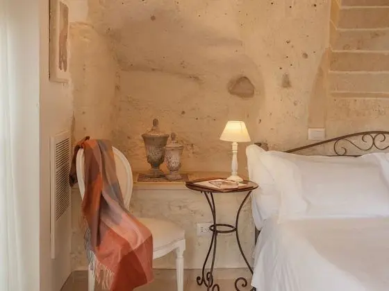 Tek Büyük Yataklı Oda (Grotta)