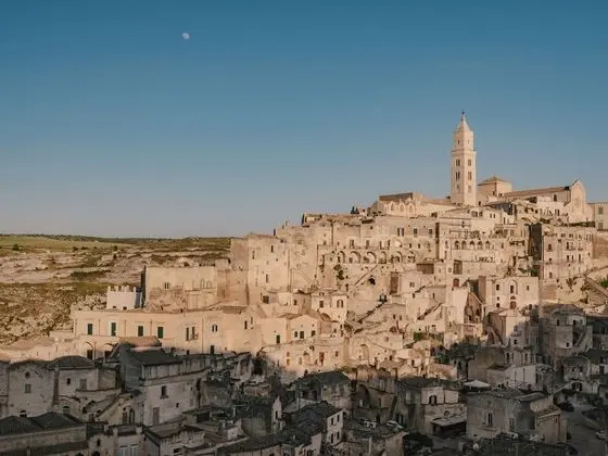 Tek Büyük Yataklı Oda (Grotta)