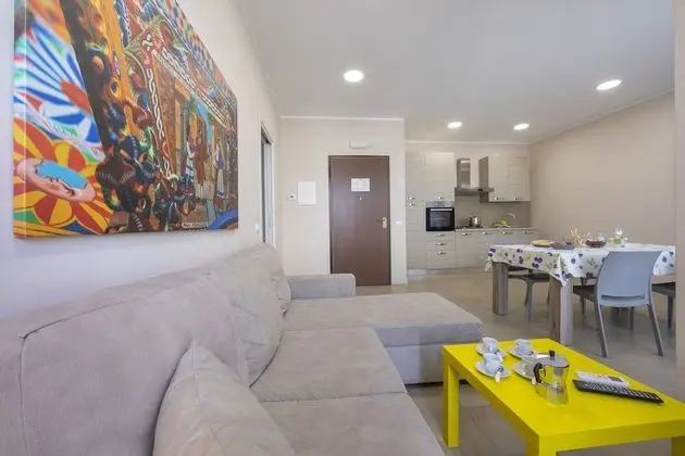 Family Apart Daire, 1 Çift Kişilik Yatak ve Çekyat (Palazzo dei Delfini 3)