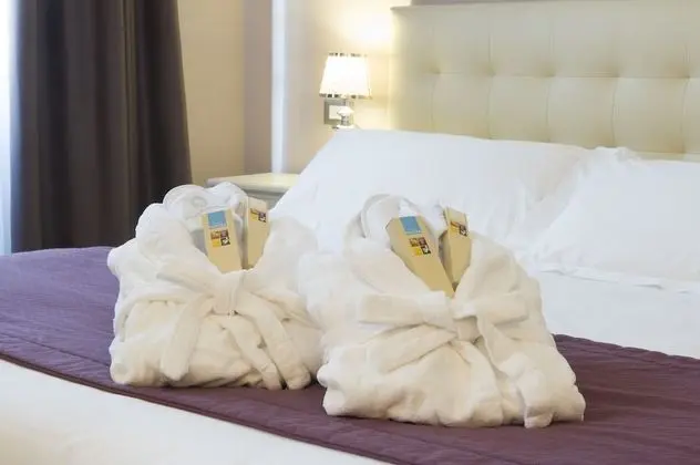 Luxury Tek Büyük Yataklı Oda