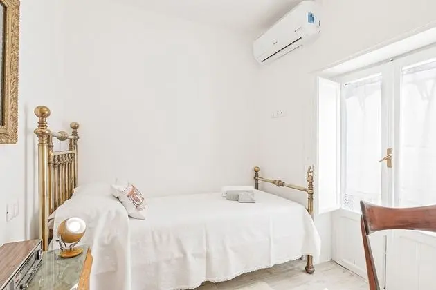 Apart Daire, 5 Yatak Odası