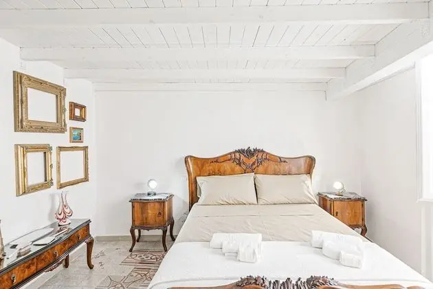 Apart Daire, 5 Yatak Odası