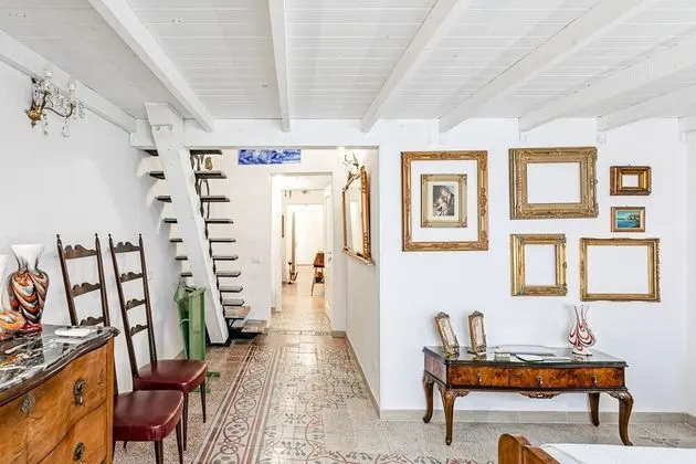 Apart Daire, 5 Yatak Odası