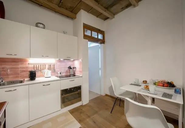 Family Apart Daire, 1 Çift Kişilik Yatak ve Çekyat, Bahçeli (Palazzo dei Ulivi - Glyzinie)