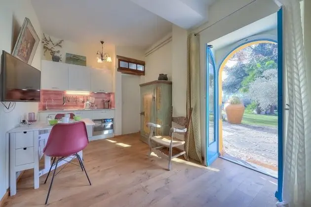 Family Apart Daire, 1 Çift Kişilik Yatak ve Çekyat, Bahçeli (Palazzo dei Ulivi - Rosmarino)