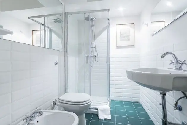 Tek Büyük Yataklı Oda, 1 Büyük (Queen) Boy Yatak, Sigara İçilmez