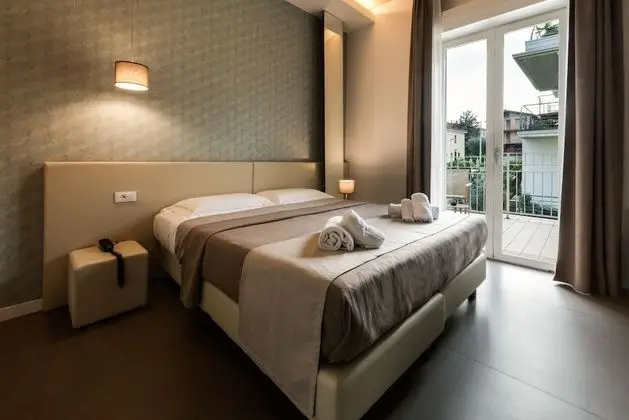 Tek Büyük Yataklı Oda, Balkon