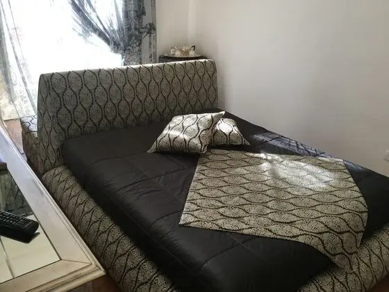 Tek Büyük Yataklı Oda