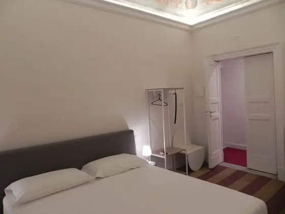 Comfort Tek Büyük Yataklı Oda, Balkon, Avlu Manzaralı (Museo)