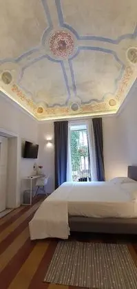 Comfort Tek Büyük Yataklı Oda, Balkon, Avlu Manzaralı (Museo)