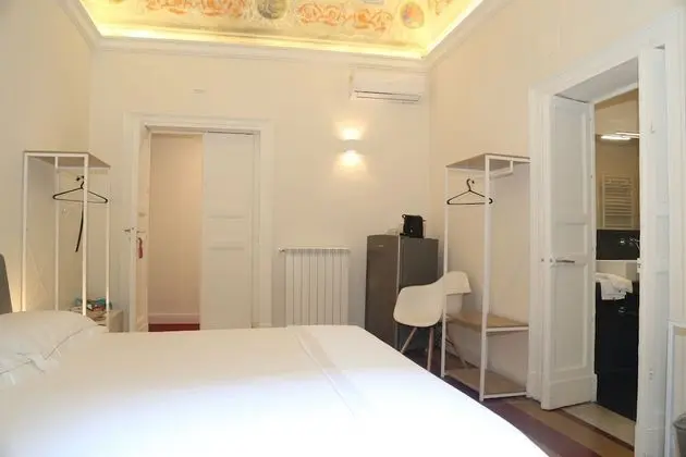 Comfort Tek Büyük Yataklı Oda, Balkon, Avlu Manzaralı (Museo)