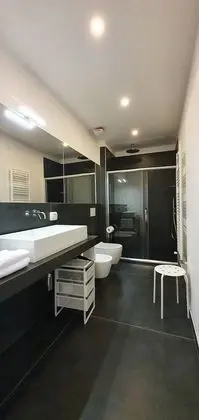 Comfort Tek Büyük Yataklı Oda, Balkon, Avlu Manzaralı (Museo)