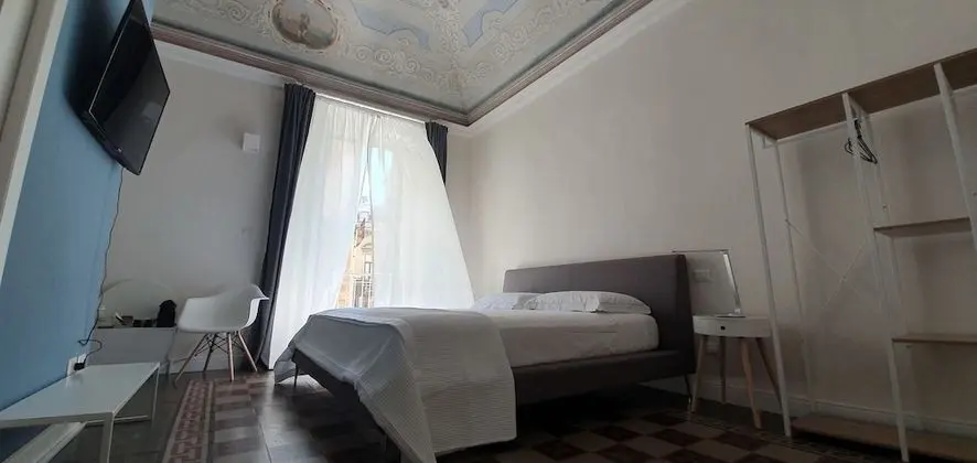 Deluxe Tek Büyük Yataklı Oda, Balkon, Şehir Manzaralı (Duomo)