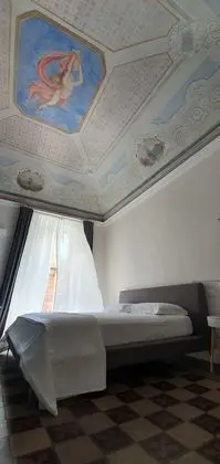 Deluxe Tek Büyük Yataklı Oda, Balkon, Şehir Manzaralı (Duomo)
