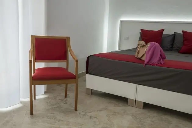 Classic Tek Büyük Yataklı Oda
