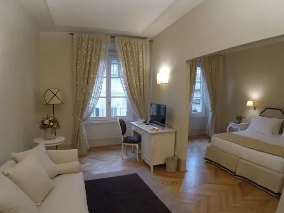 Classic Tek Büyük veya İki Ayrı Yataklı Oda, Şehir Manzaralı