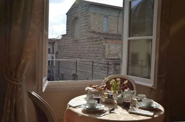 Classic Tek Büyük veya İki Ayrı Yataklı Oda, Şehir Manzaralı