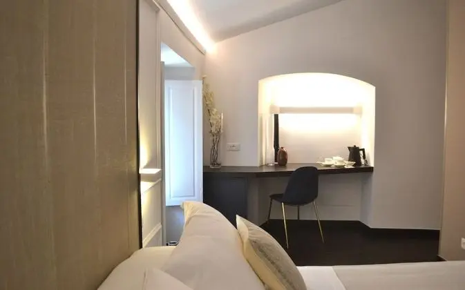 Design Tek Büyük Yataklı Oda, 1 Büyük (Queen) Boy Yatak