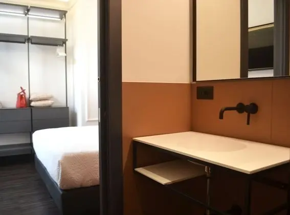 Design Tek Büyük Yataklı Oda