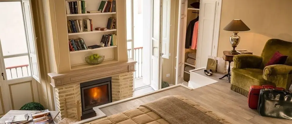 Deluxe Tek Büyük Yataklı Oda, Balkon, Şehir Manzaralı