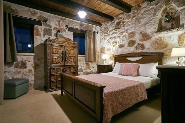 Villa, 5 Yatak Odası, Şömine