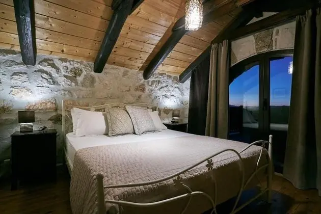 Villa, 5 Yatak Odası, Şömine