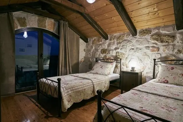 Villa, 5 Yatak Odası, Şömine