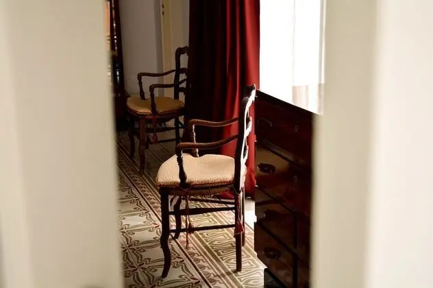 Junior Süit, Sıcak Su Havuzu