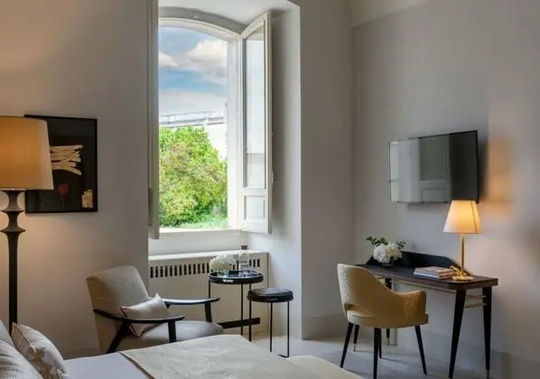 Superior Tek Büyük veya İki Ayrı Yataklı Oda, Bahçe Manzaralı