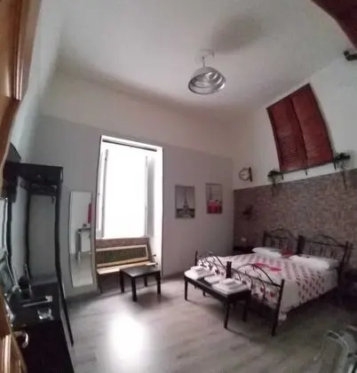 Design Tek Büyük veya İki Ayrı Yataklı Oda