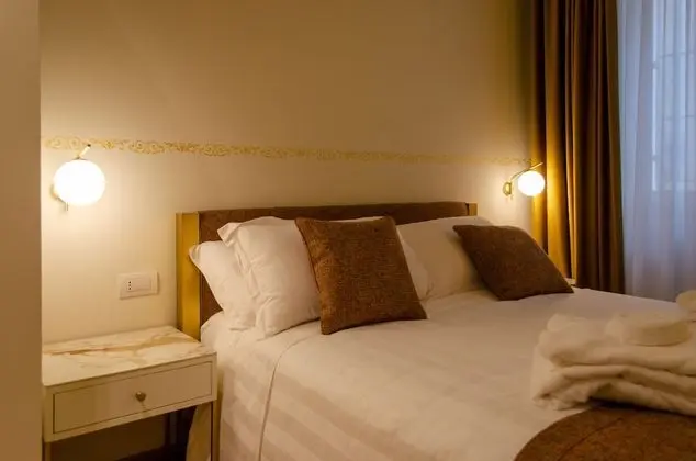 Standard Tek Büyük Yataklı Oda