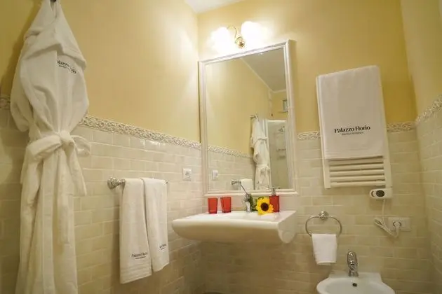 Deluxe Tek Büyük Yataklı Oda, Şehir Manzaralı