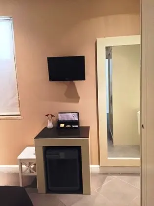 Tek Büyük Yataklı Oda