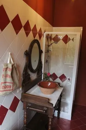 Deluxe Üç Kişilik Oda (Emma)
