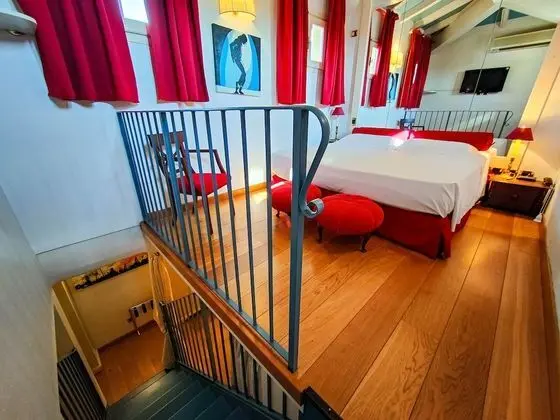 Basic Tek Büyük Yataklı Oda