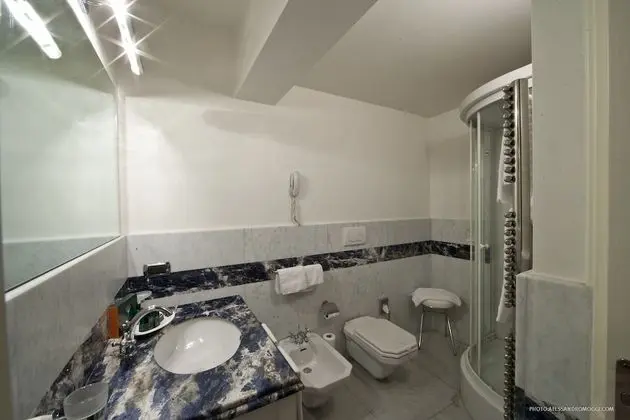 Basic Tek Büyük Yataklı Oda