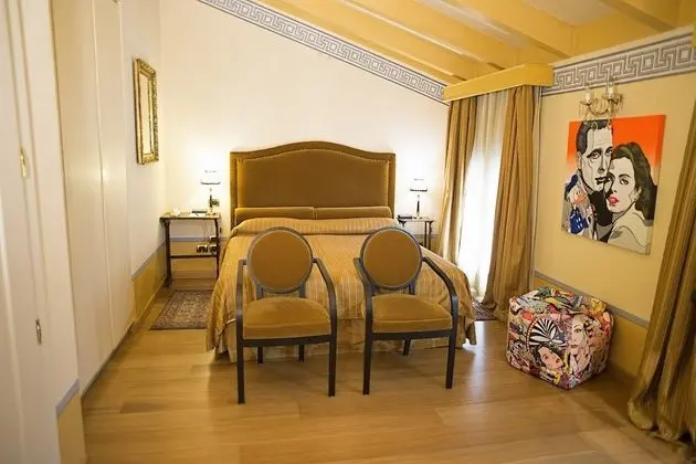 Superior Tek Büyük Yataklı Oda, 1 Büyük (Queen) Boy Yatak, Engellilere Uygun