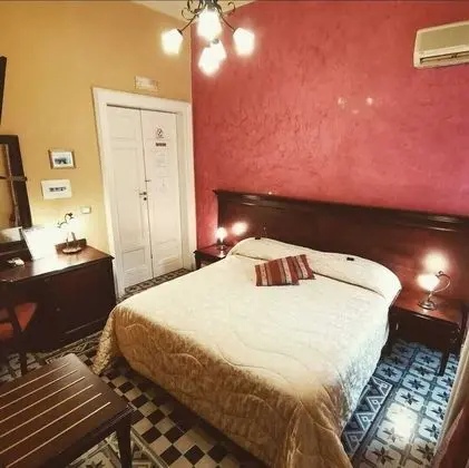 Deluxe Tek Büyük veya İki Ayrı Yataklı Oda, 1 Çift Kişilik Yatak, Engellilere Uygun