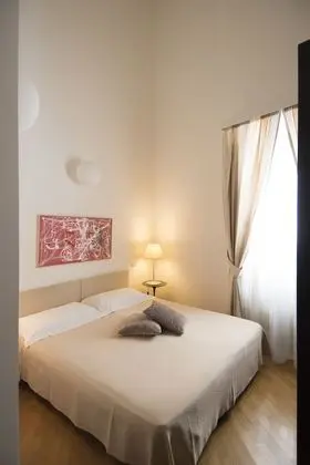 Basic Tek Büyük Yataklı Oda