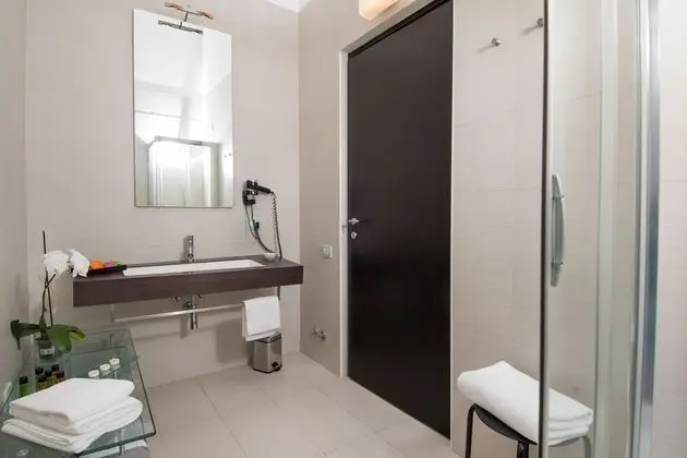 Comfort Üç Kişilik Oda, Şehir Manzaralı