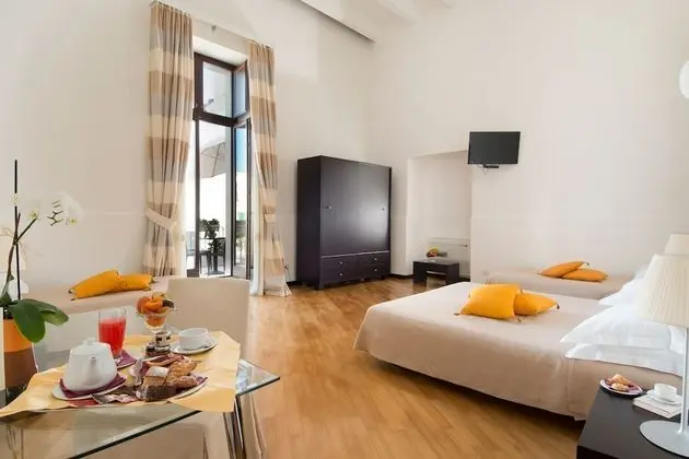 Deluxe Dört Kişilik Oda, Teras, Şehir Manzaralı