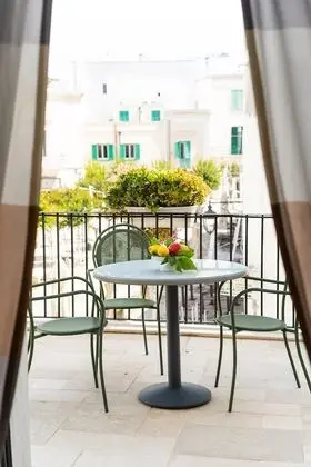 Deluxe Dört Kişilik Oda, Teras, Şehir Manzaralı