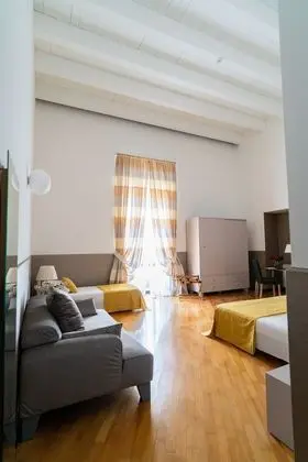Deluxe Dört Kişilik Oda, Teras, Şehir Manzaralı